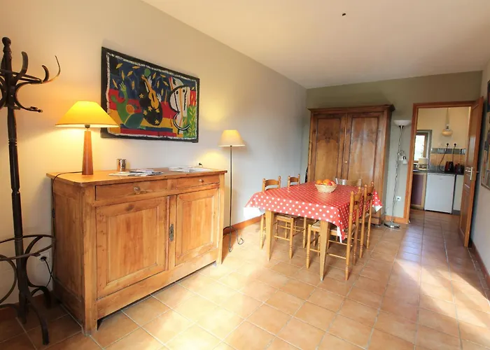 Сasa de vacaciones Familial Avec Jardin Et Wifi, Animaux Admis - Fr-1-622-77